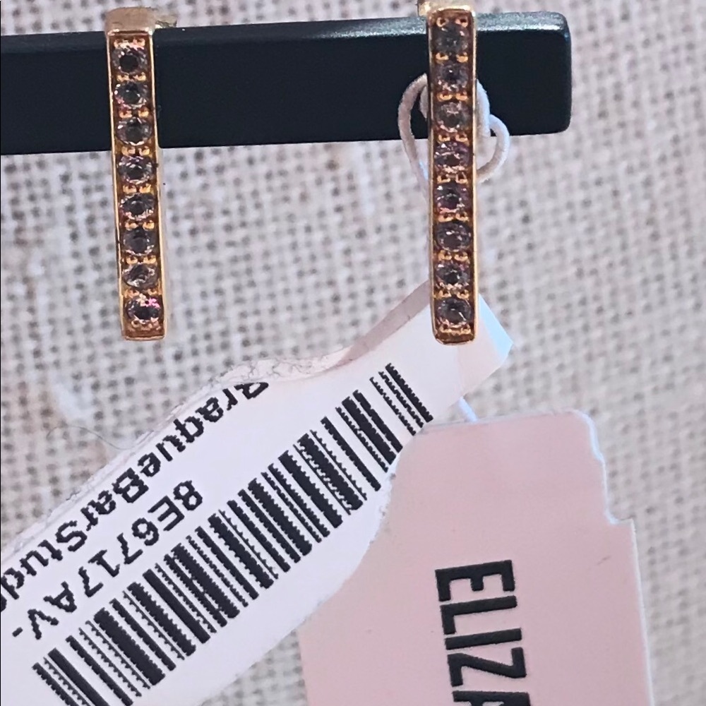 Elizabeth and James stud earrings